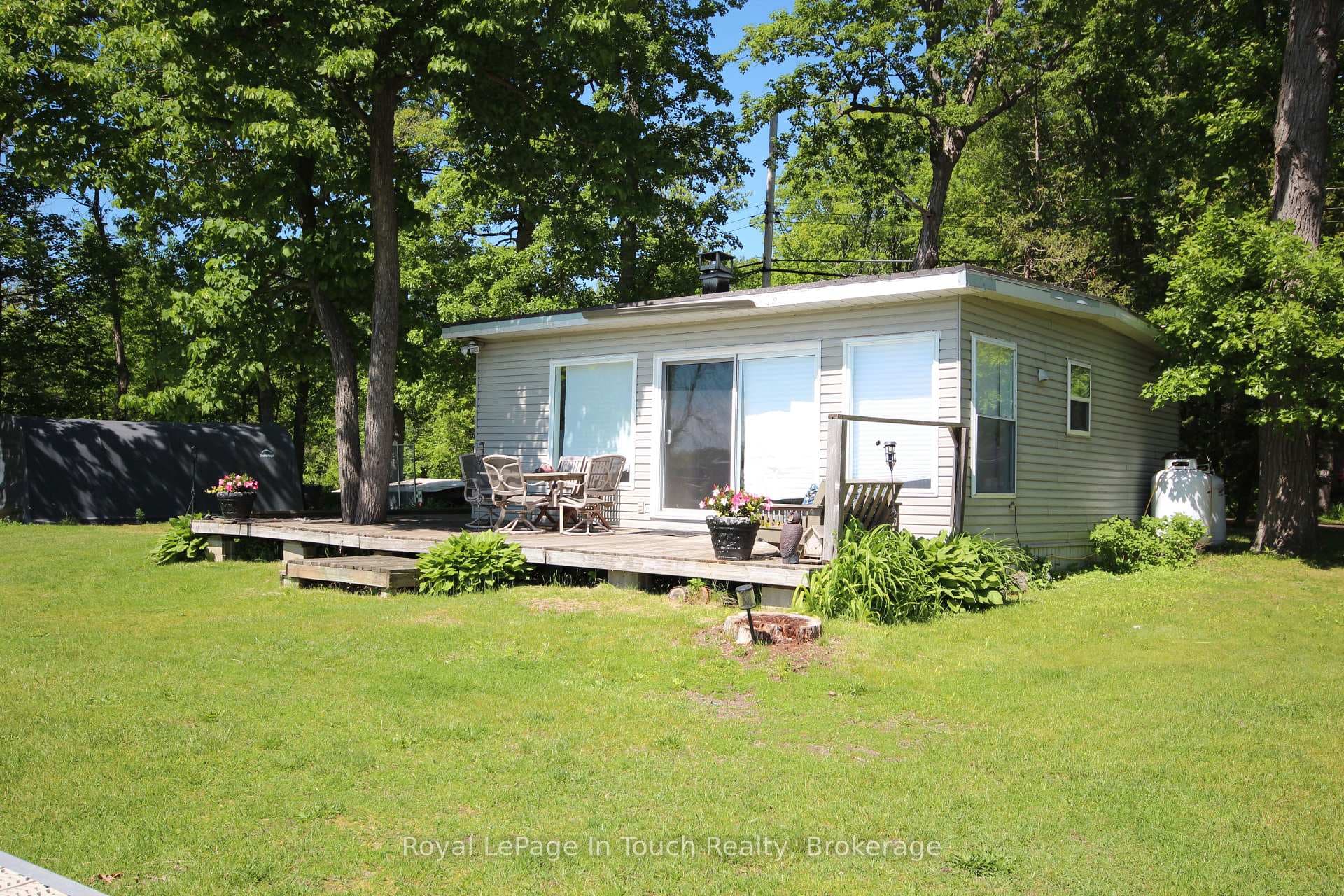 46 Long Point Road photo 16