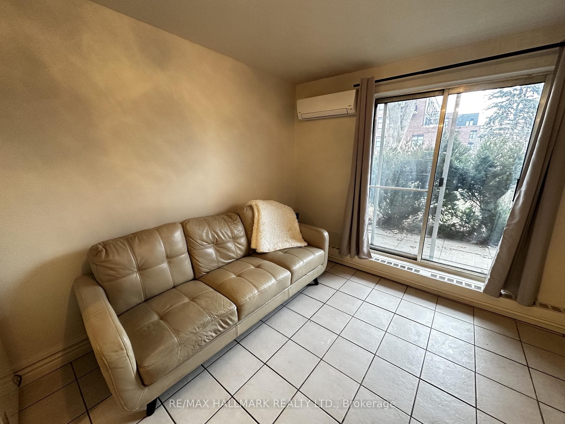 123 Woodbine Avenue Unit 107 photo 8