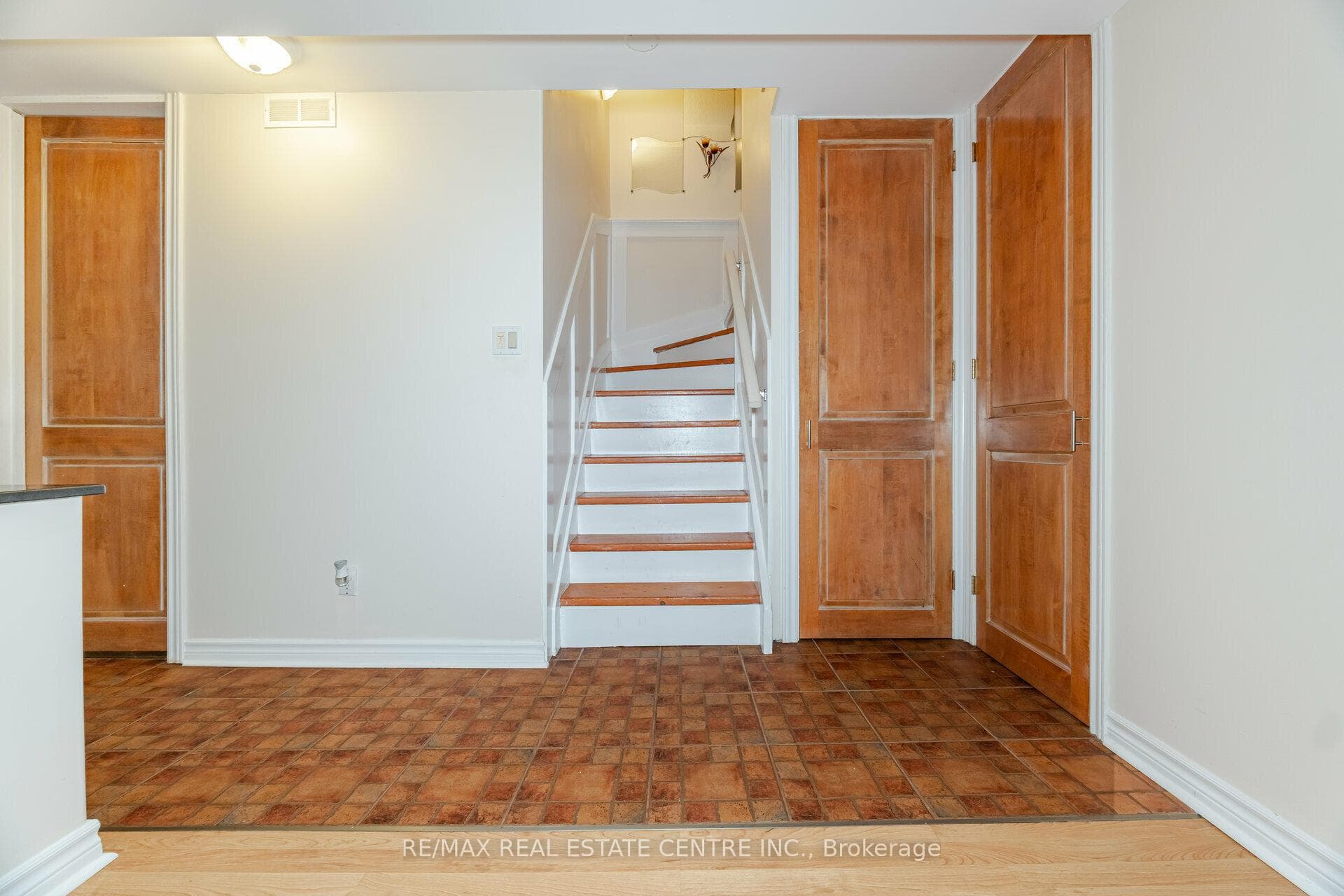 24 Acadian Heights photo 28