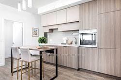 8 Eglinton Avenue Unit 1505 photo 6