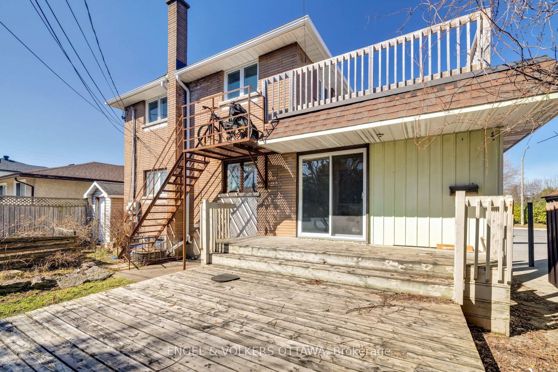 1311 S Avenue photo 17