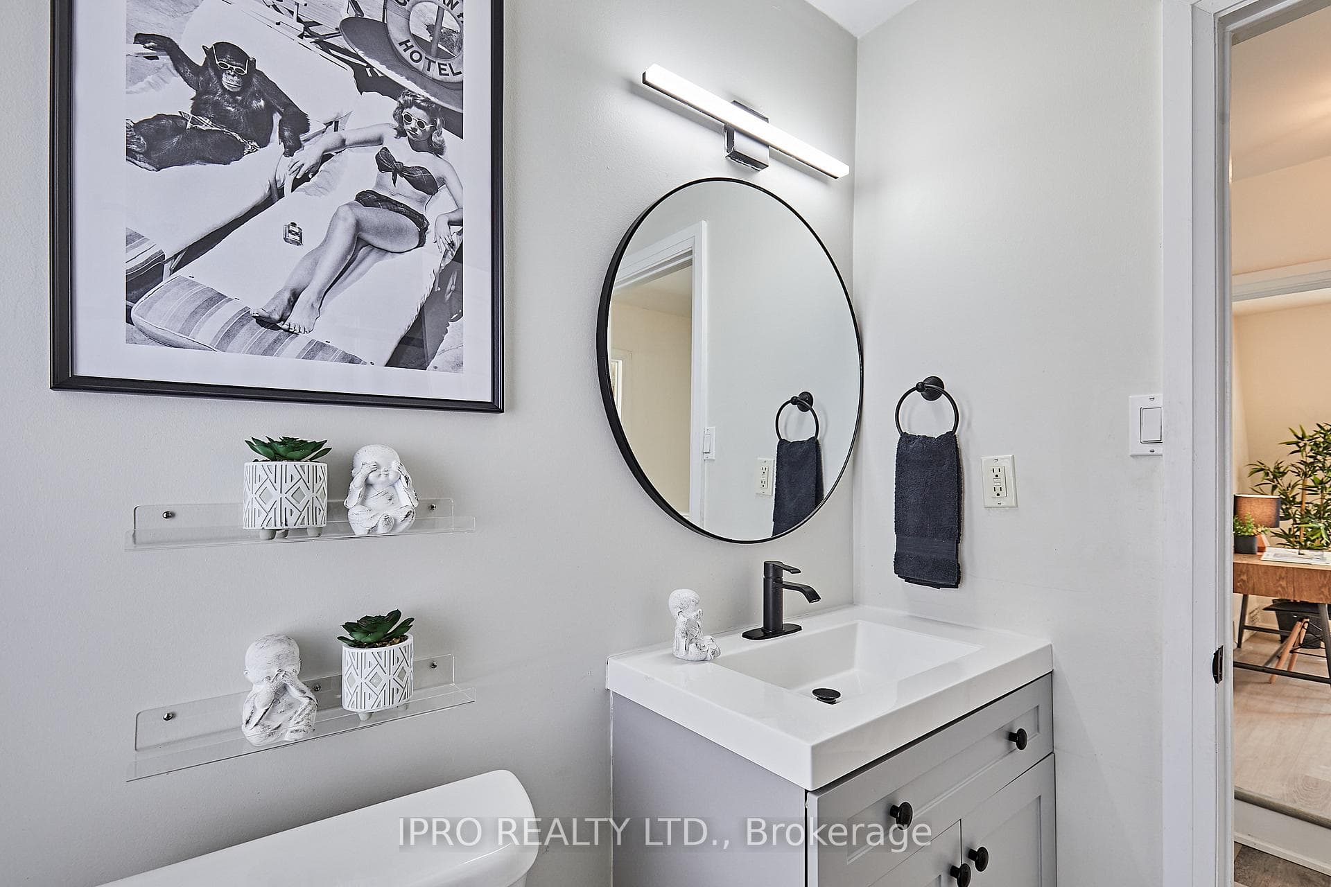Unit 1 Bathroom