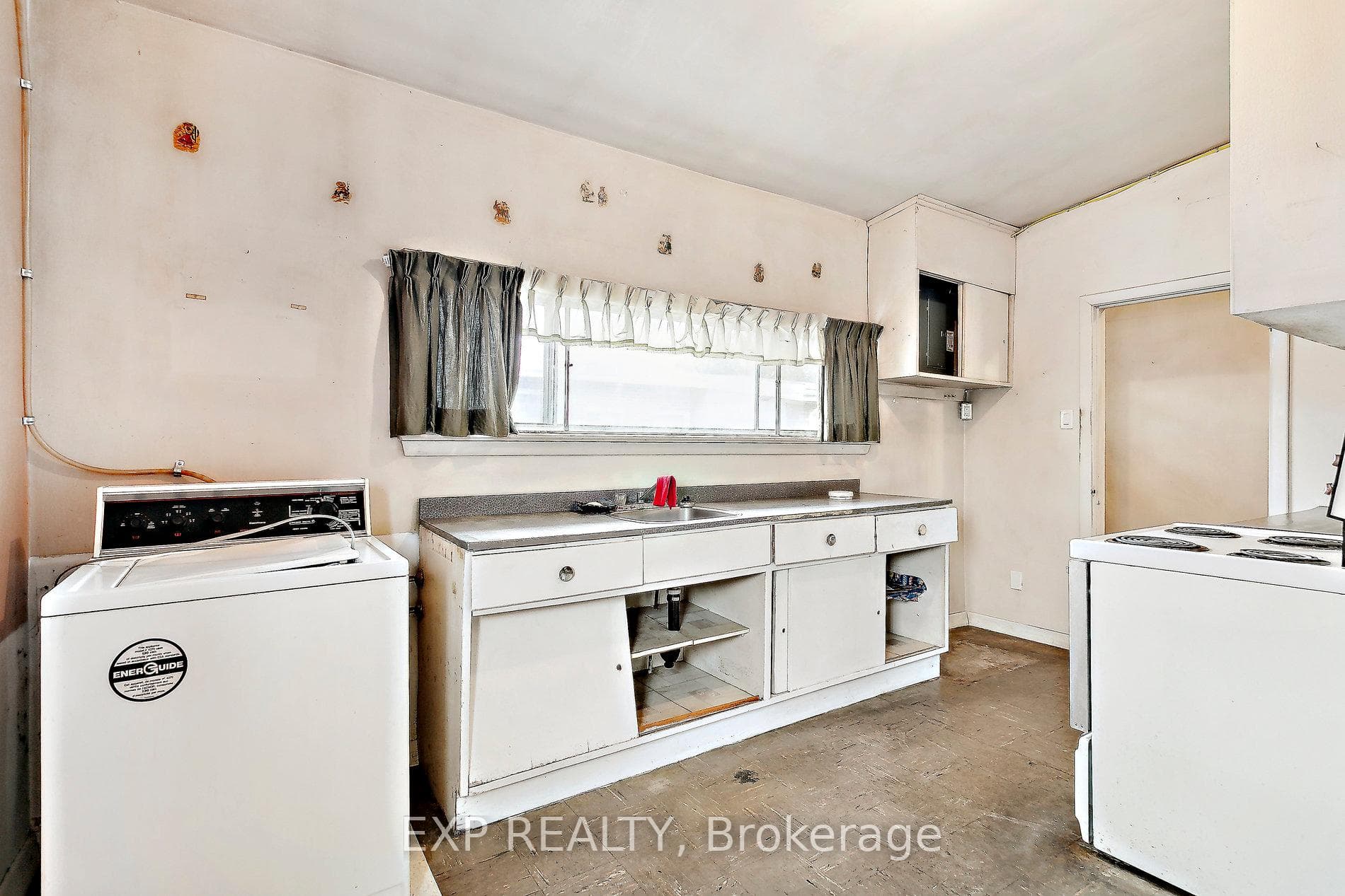 7541 Redstone Road photo 10