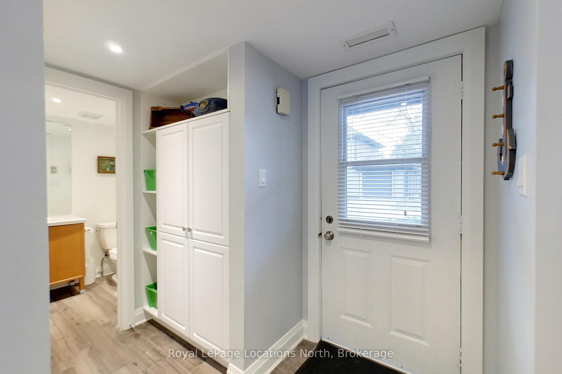 393 Mariners Way Unit 26 photo 14