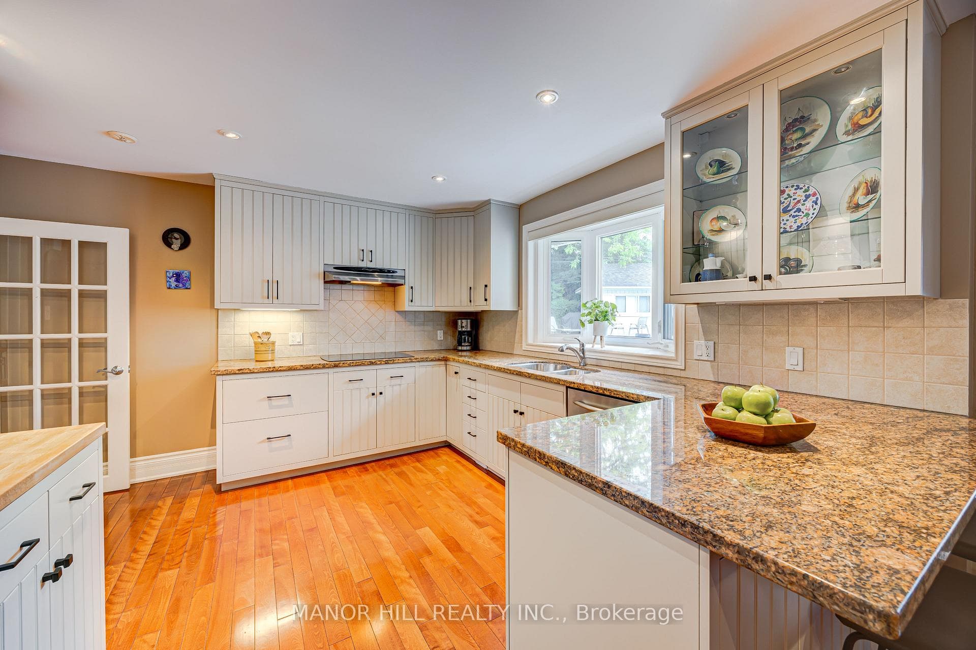 36 Blair Athol Crescent photo 10