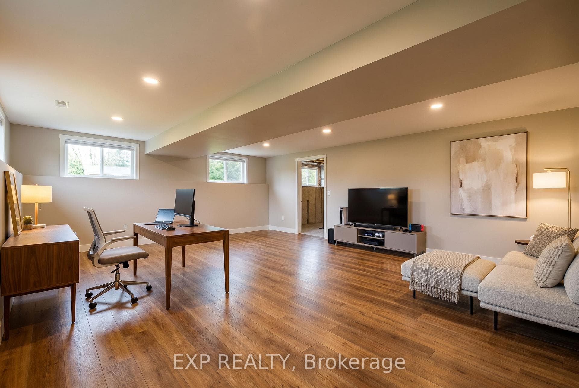 14 Regency Drive photo 27