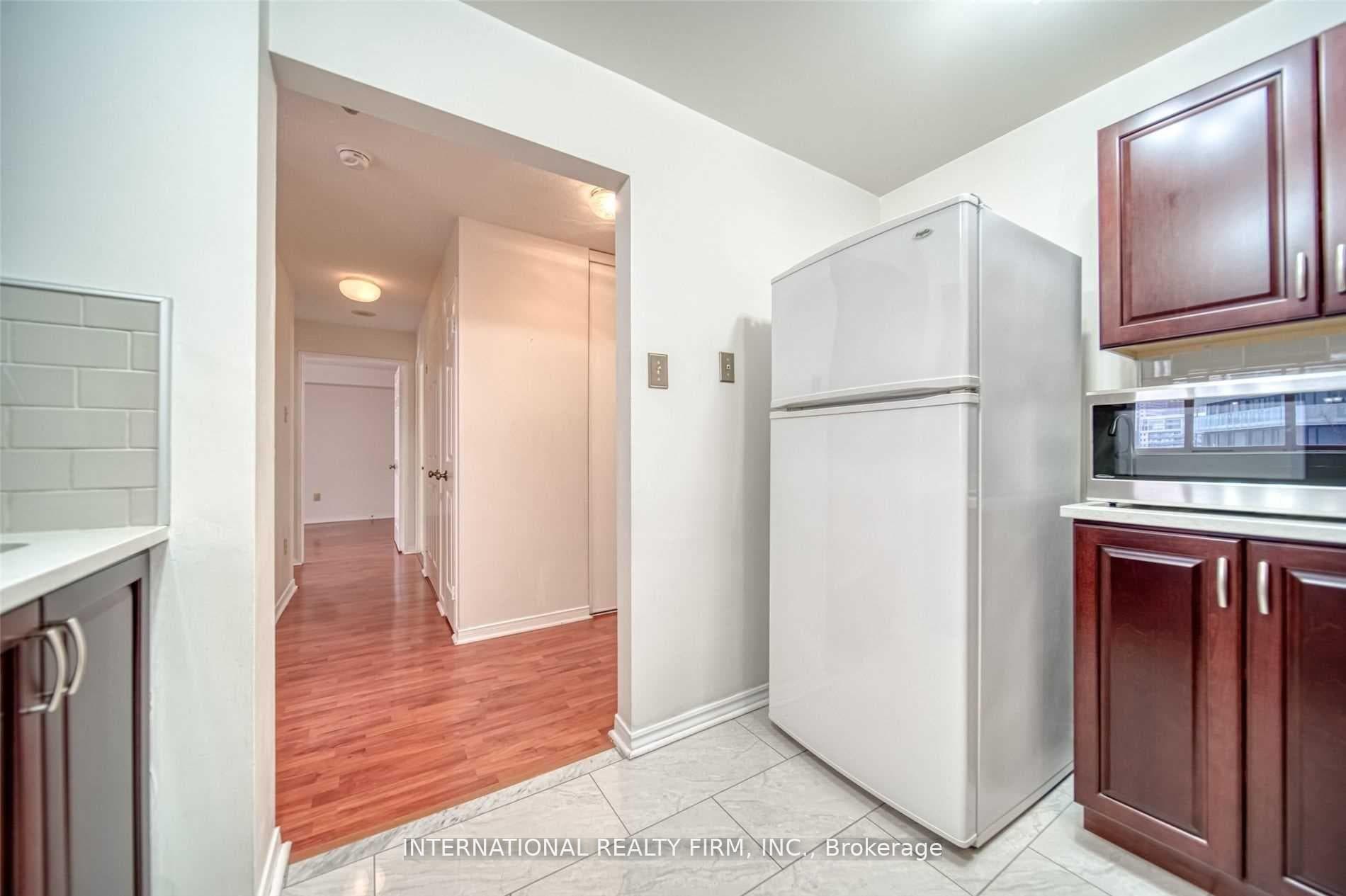 400 Webb Drive Unit 206 photo 5