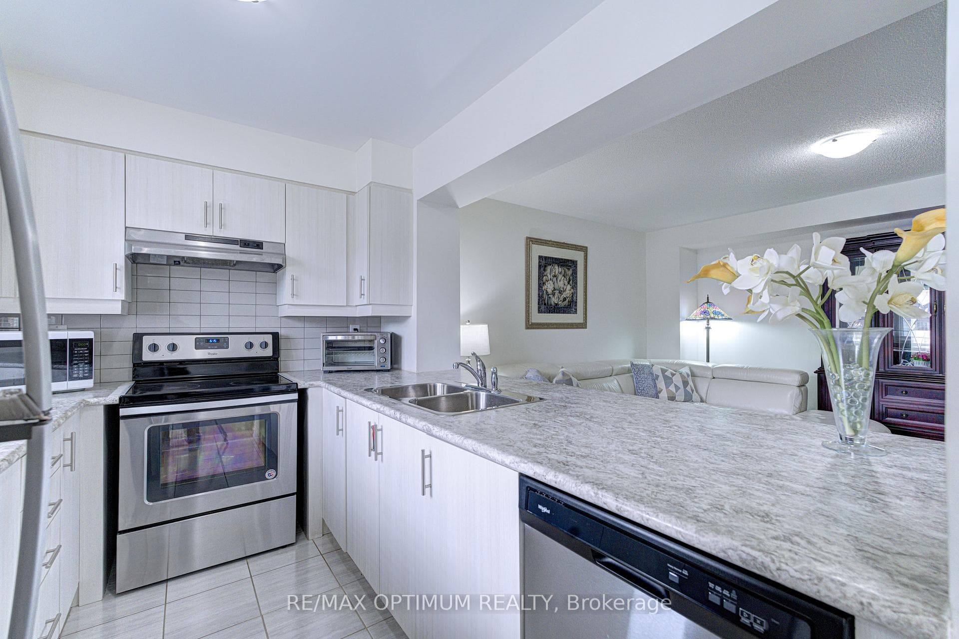 583 Laking Terrace photo 13