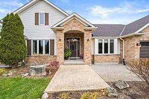 50 Delarmbro Drive photo 4