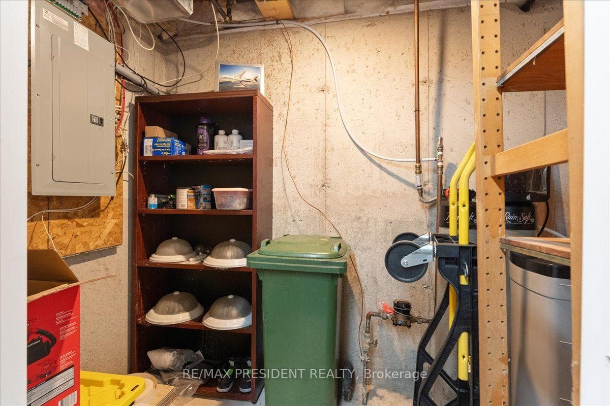 285 Southbrook Drive photo 34