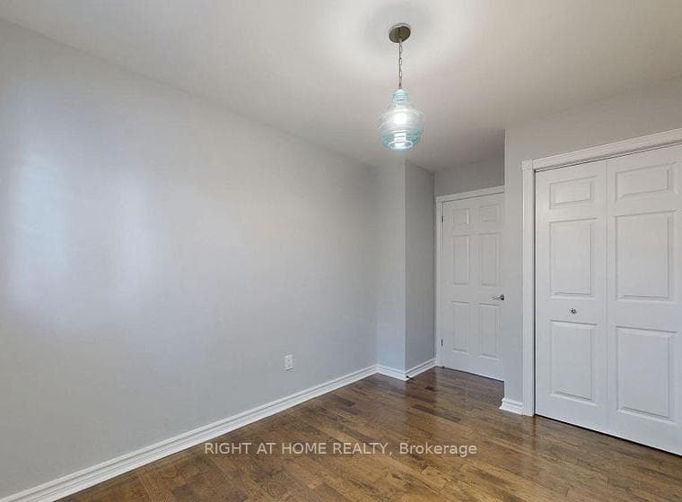 1 Belvedere Crescent Unit (Upper) photo 25
