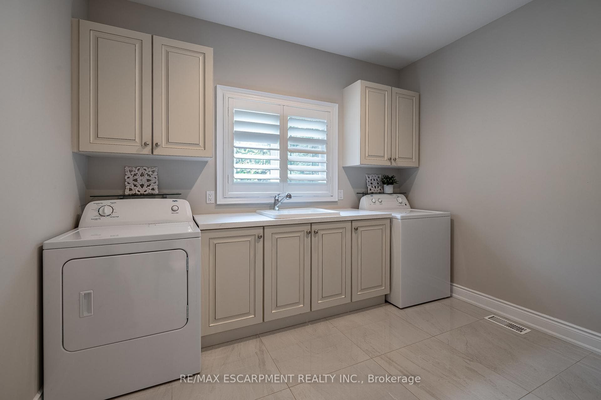 153 Blair Lane photo 16
