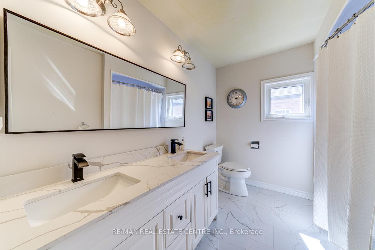 48 River Oaks Boulevard photo 35