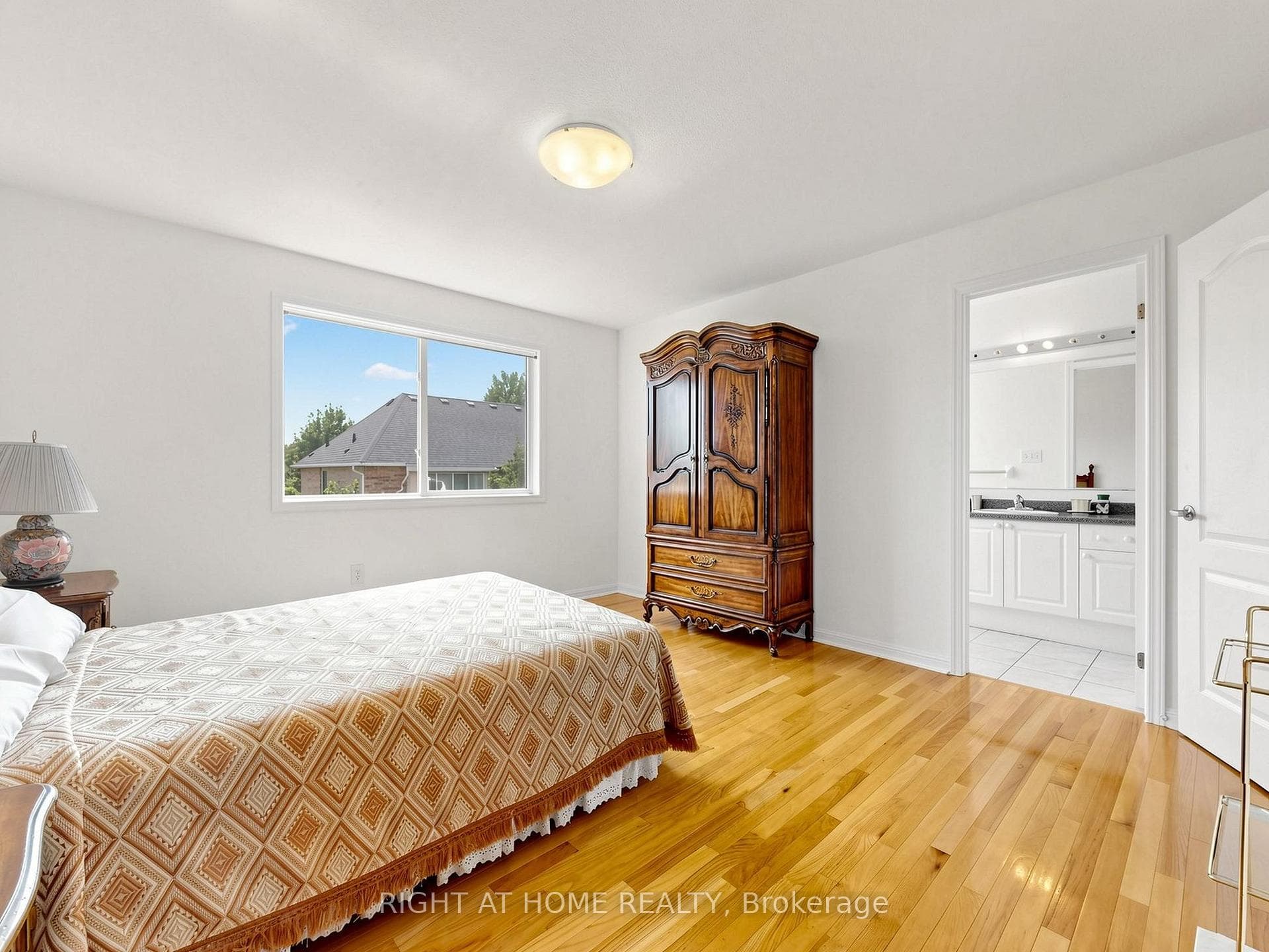 3114 Scotscraig Crescent photo 26