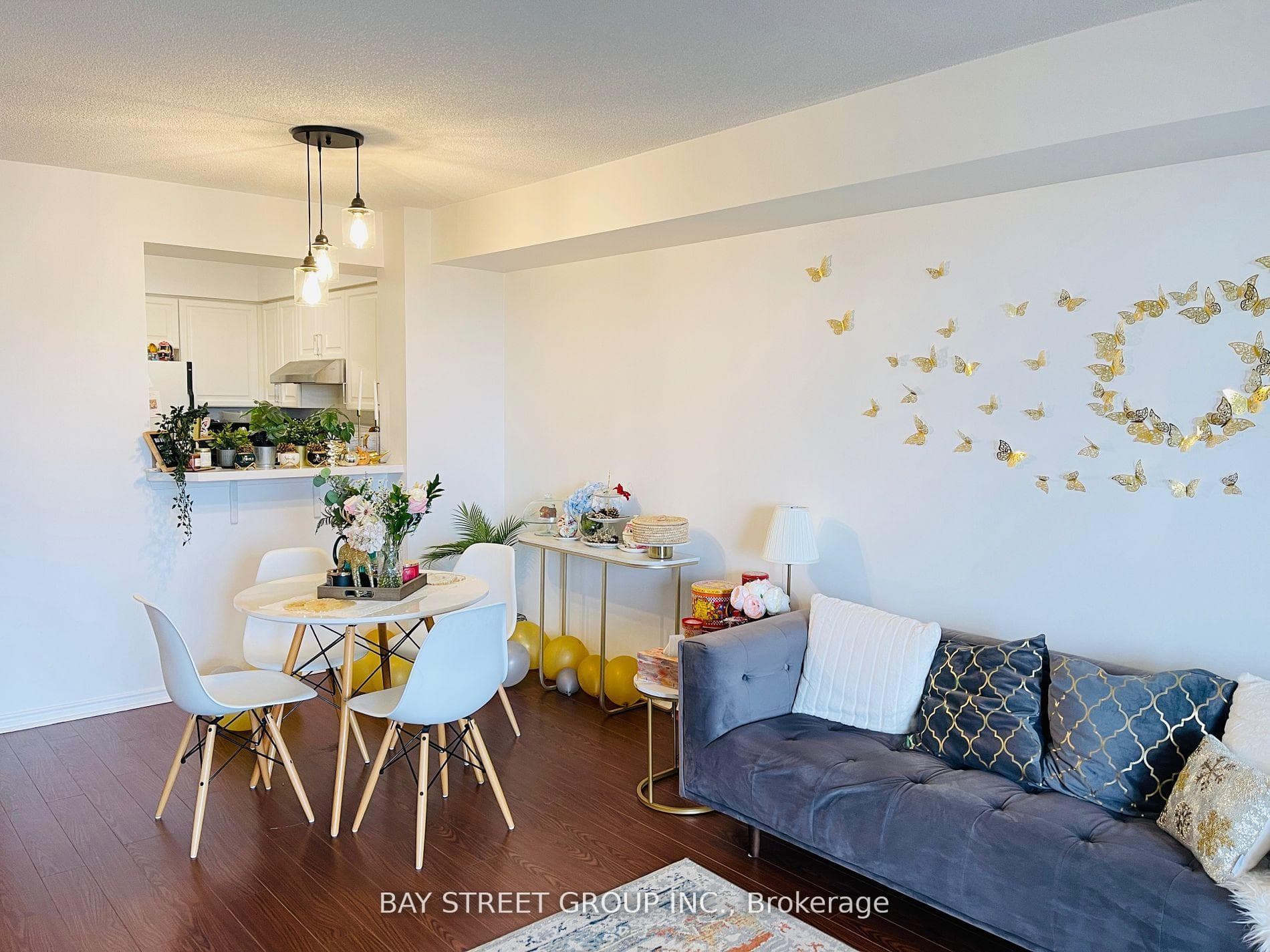35 Empress Avenue Unit Ph201 photo 1