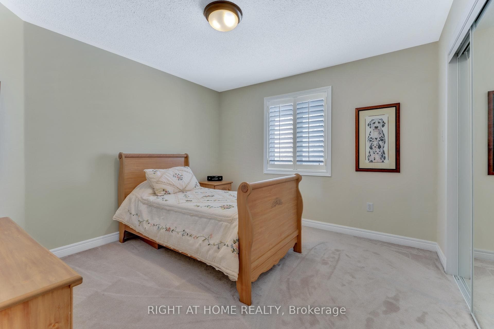 105 Huntingfield Street photo 30