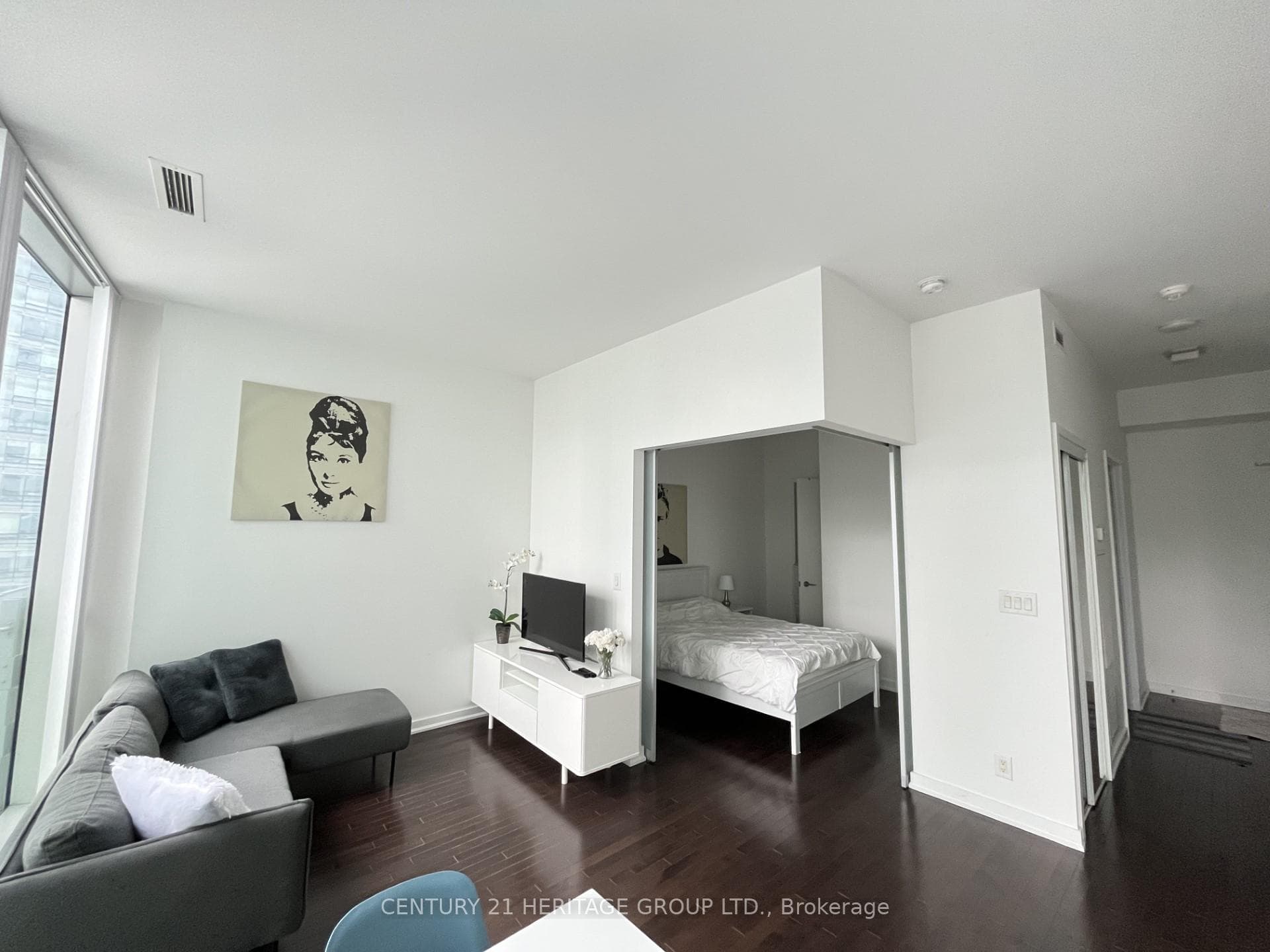 12 York Street Unit 3011 photo 10