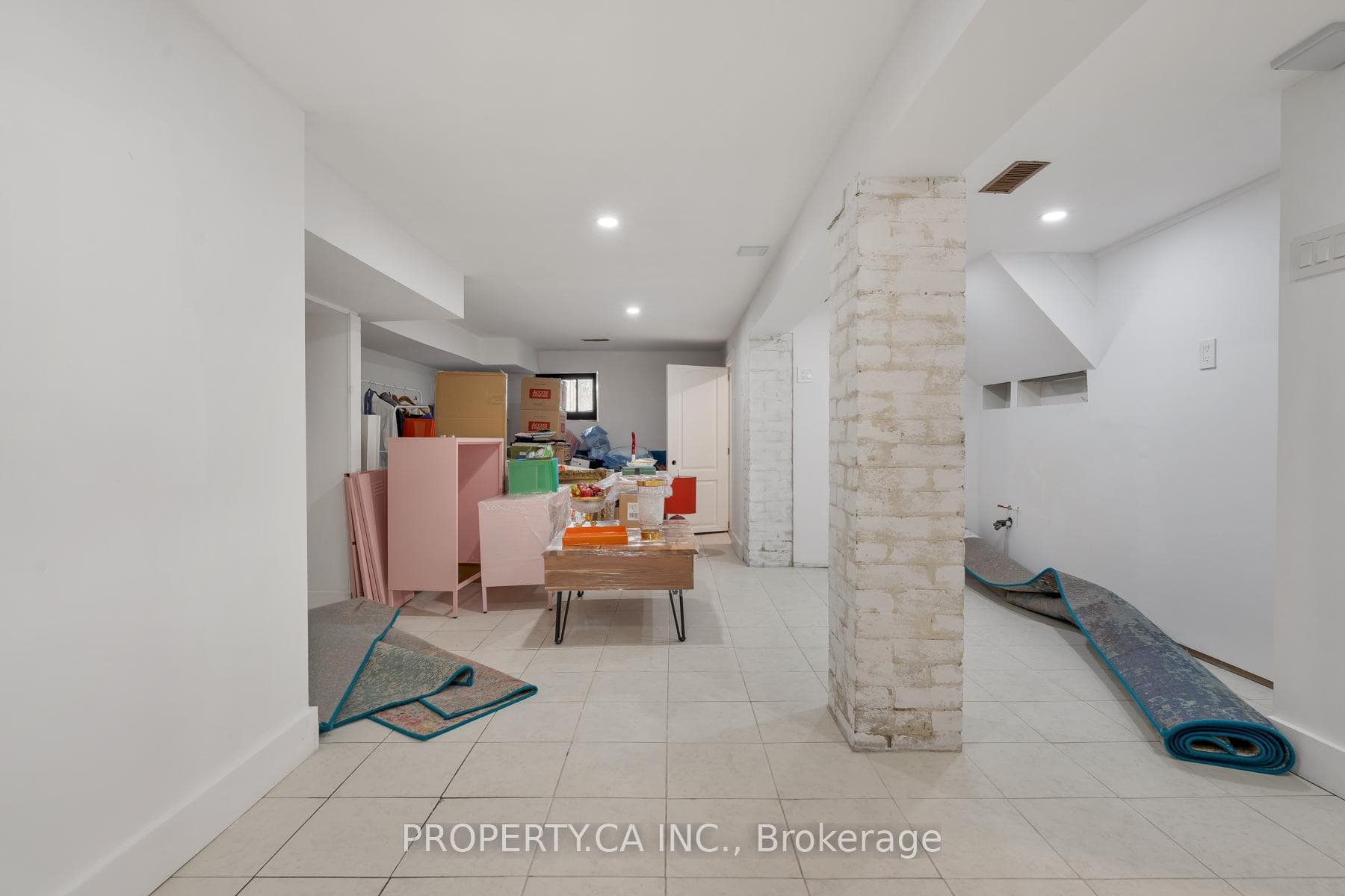 108 Albertus Avenue photo 18
