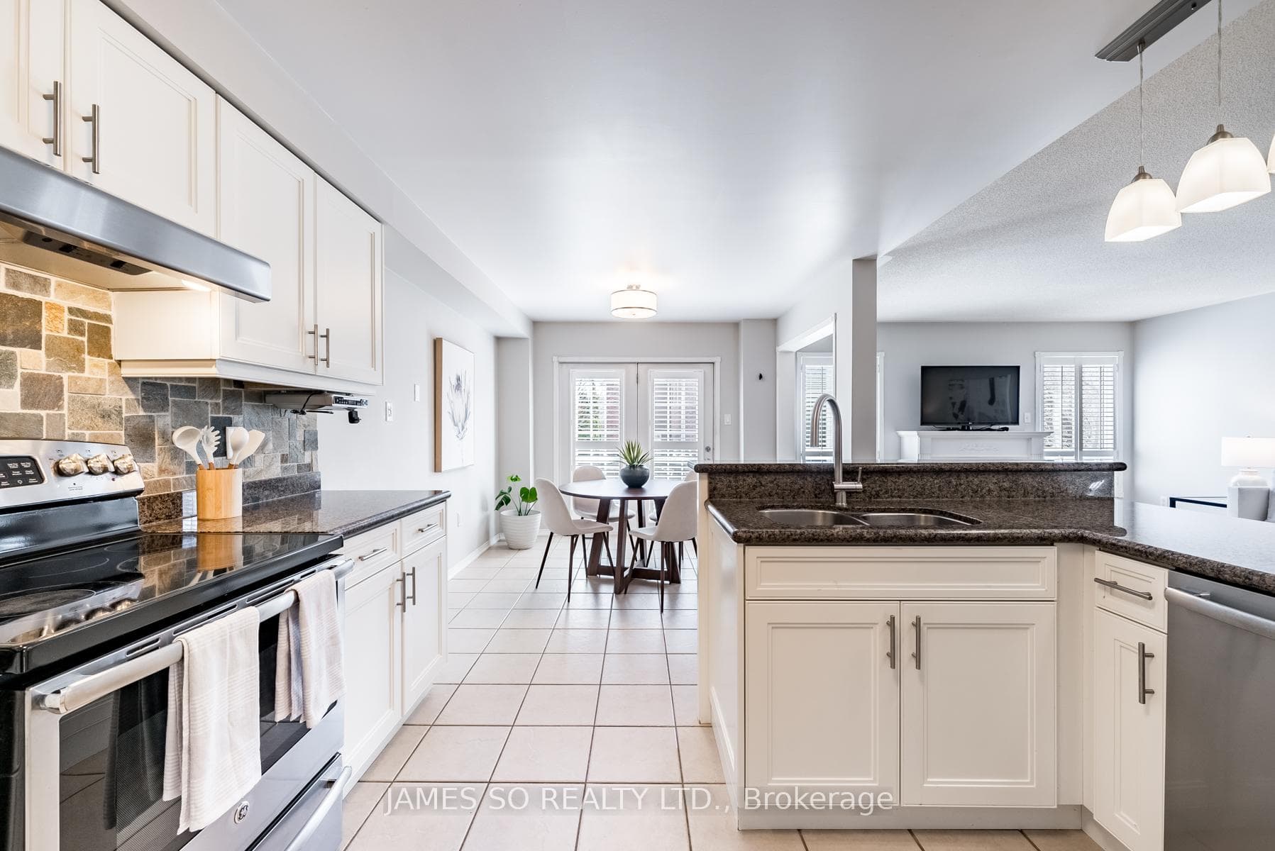 108 Downey Drive photo 14