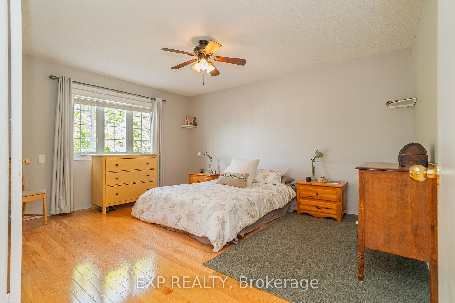 1508 Roberval Avenue photo 16