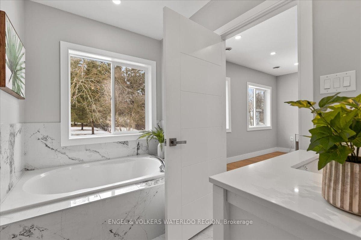 46 Bell Street photo 30