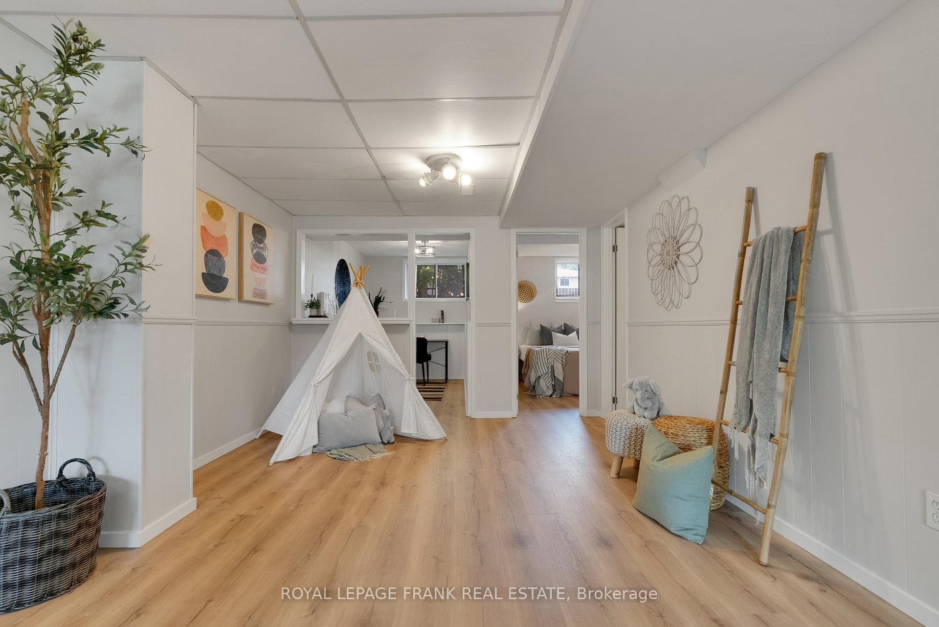 42 John Scott Avenue photo 22
