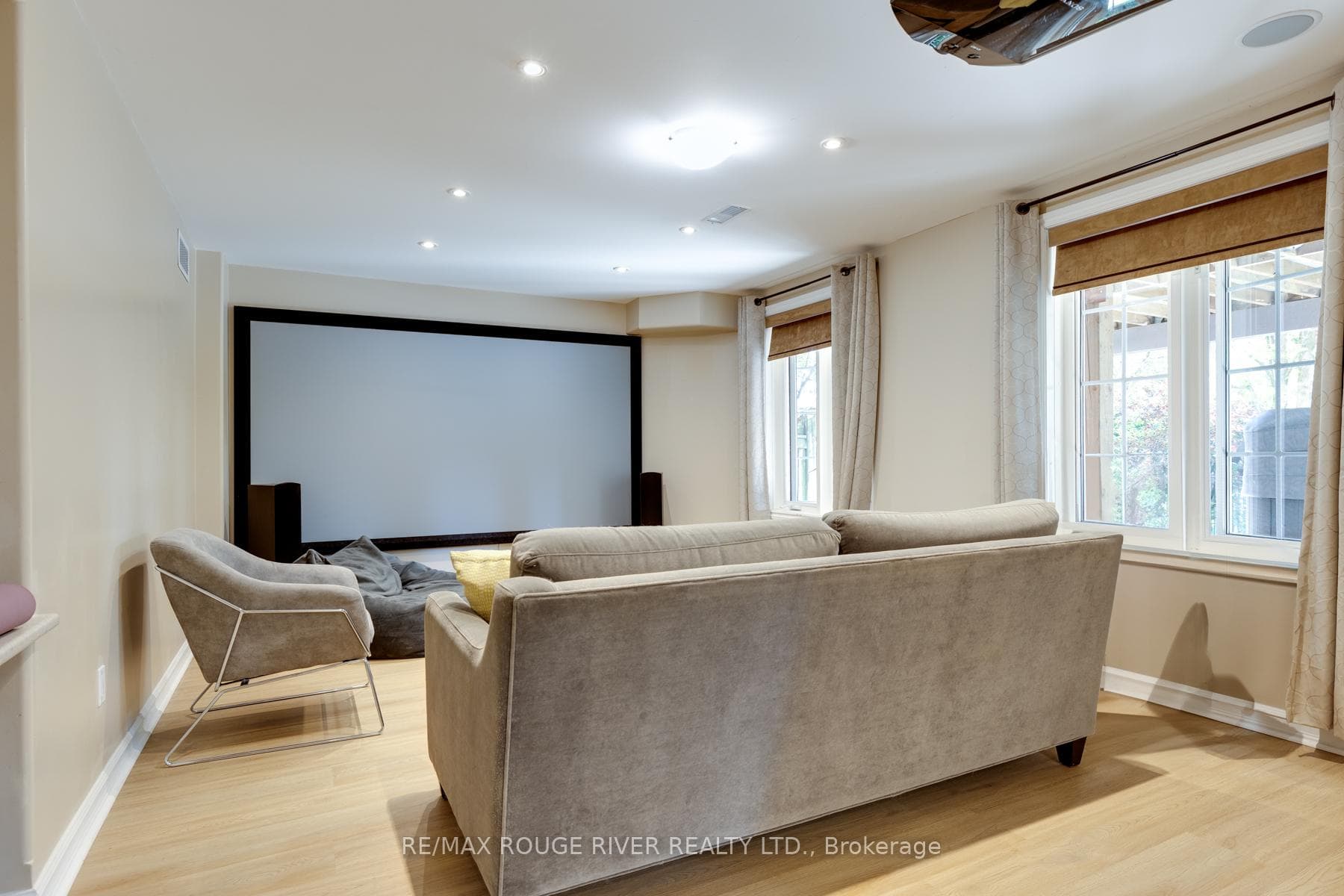 18 Mackey Drive photo 35