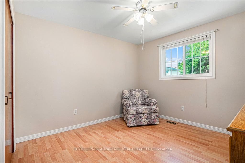 33 GEORGE Avenue photo 14