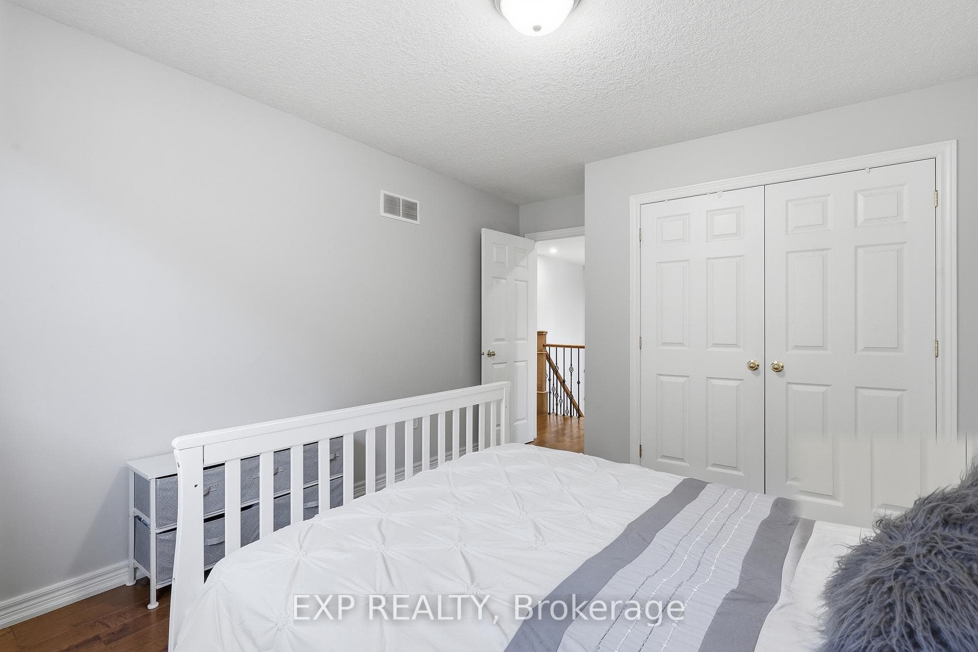 194 Southbrook Drive photo 27