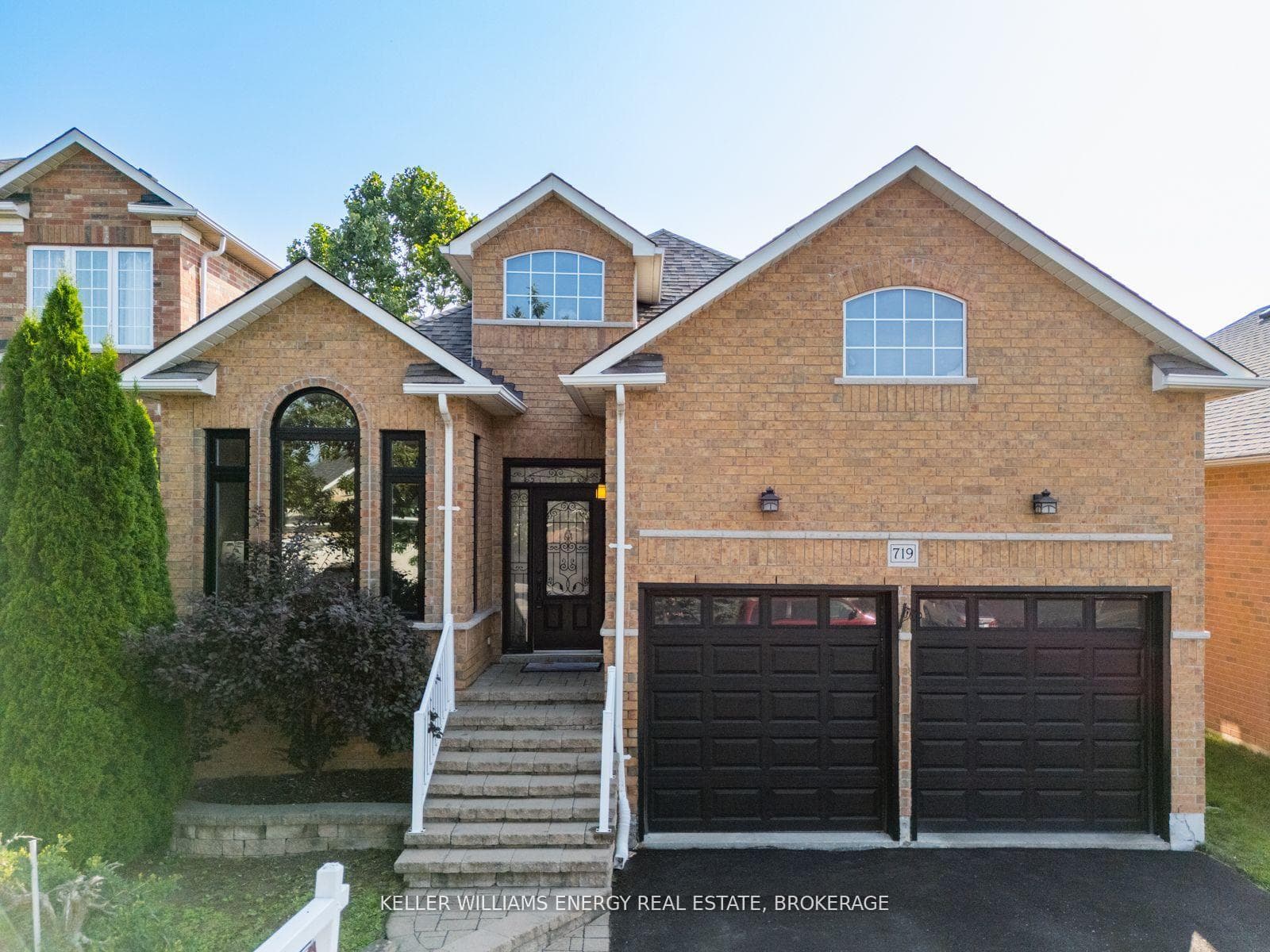 719 Ormond Drive photo 1