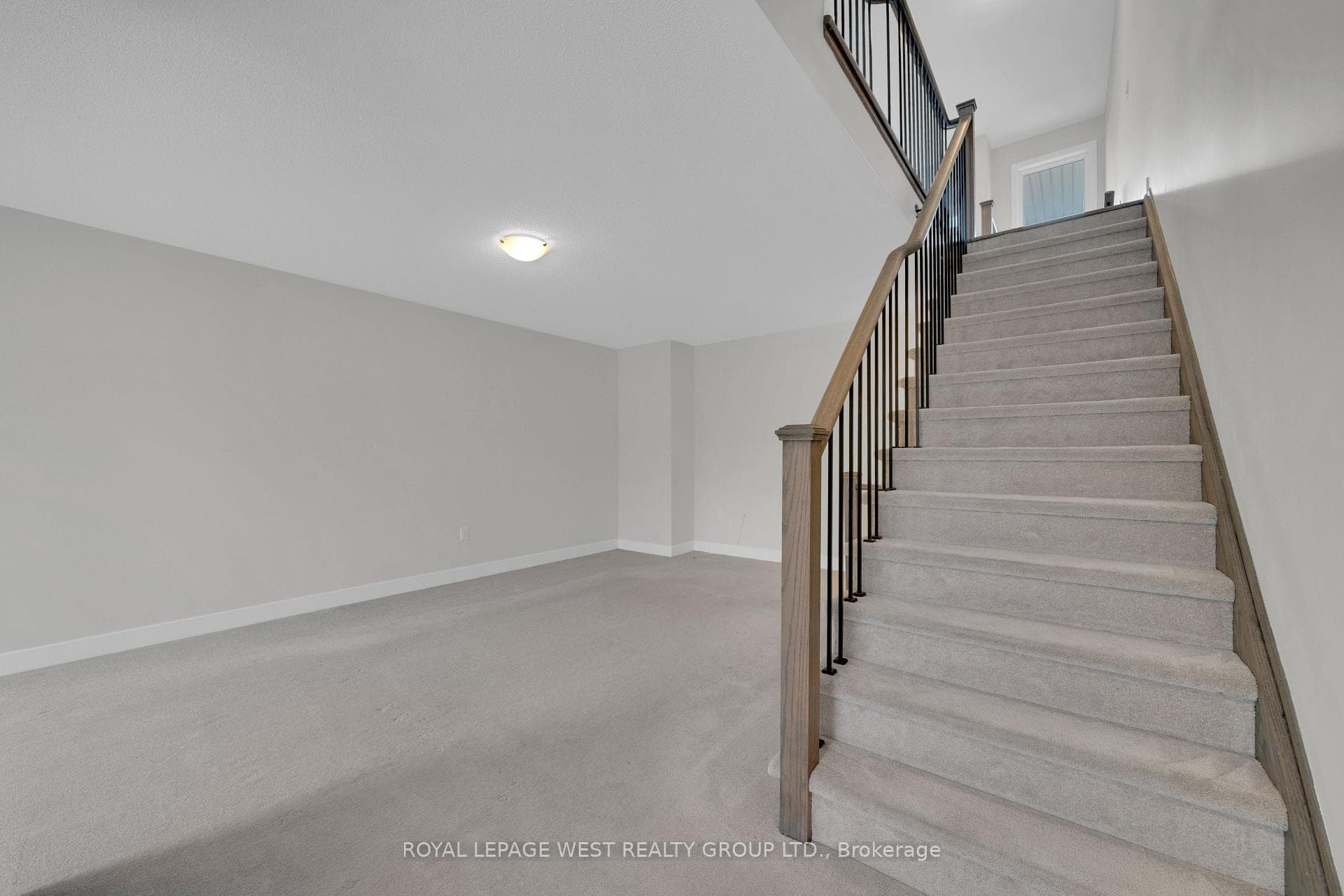 25 Shawfield Way Unit 88 photo 7