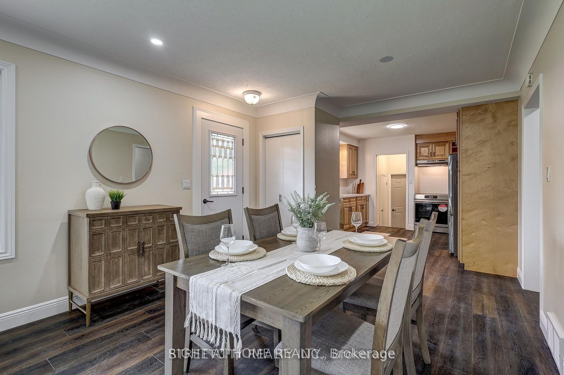 10 Vineden Drive photo 9