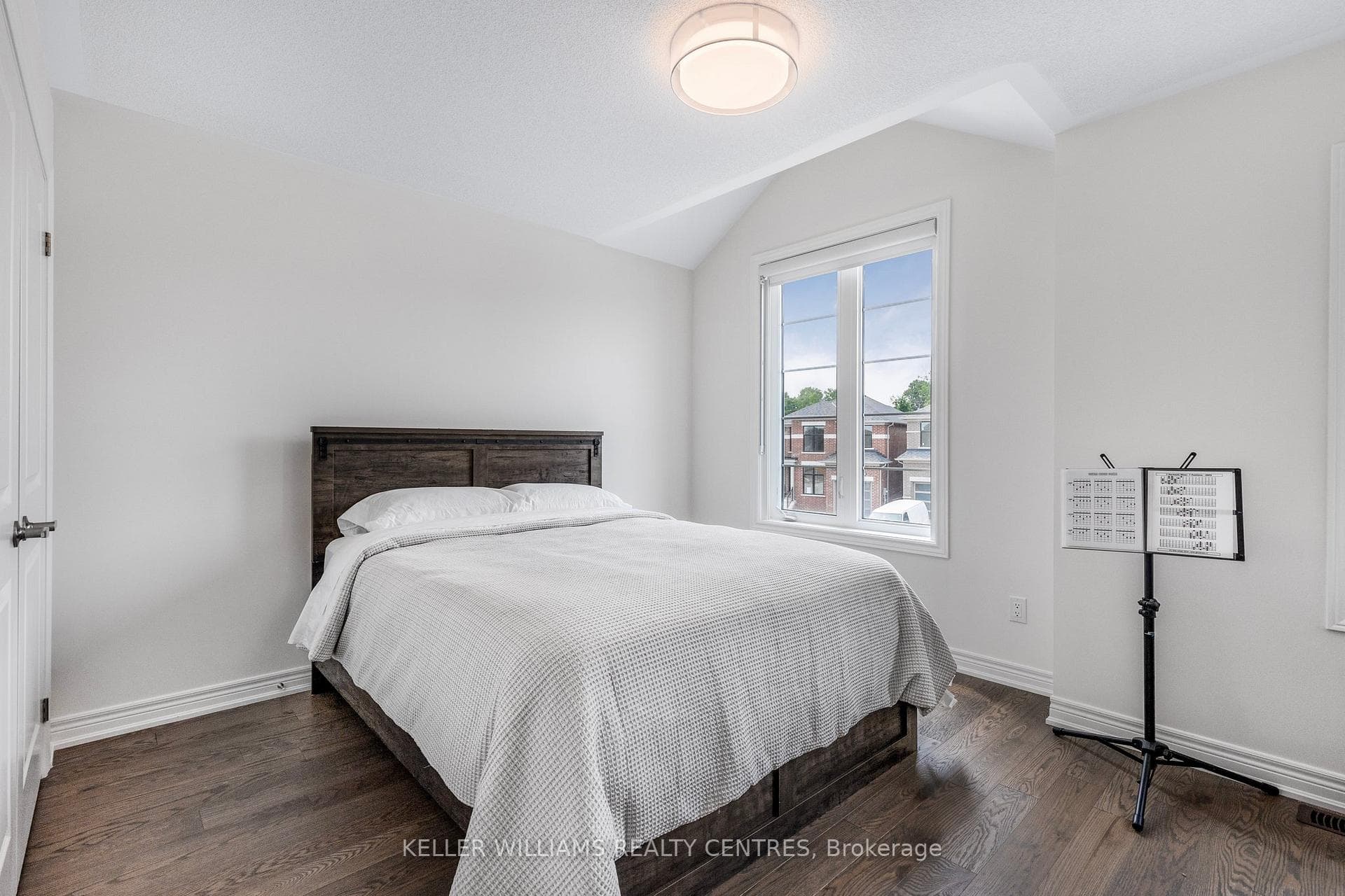 1381 Davis Loop N/A photo 25