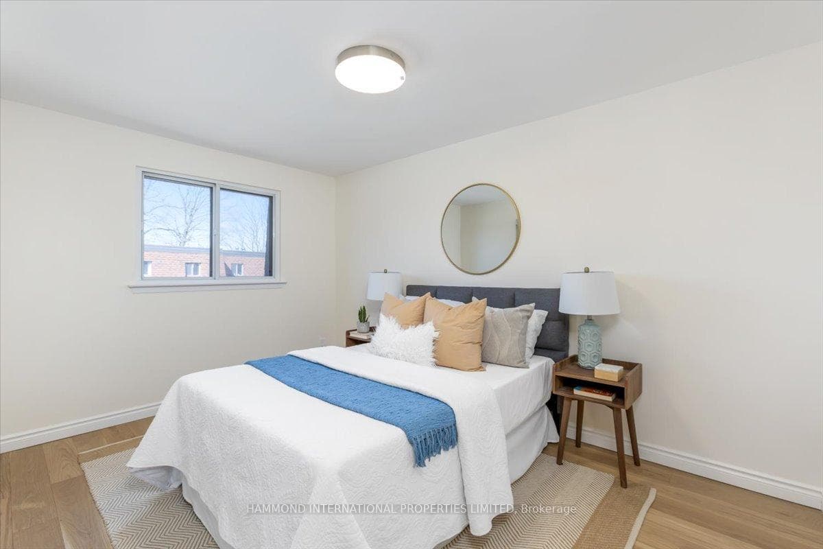 35 Stately Way photo 19
