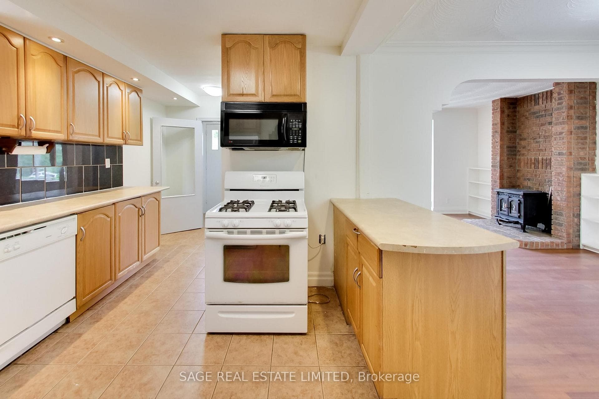 72 Burncrest Drive Unit Main photo 15