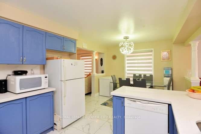 3388 Crimson King Circle photo 11
