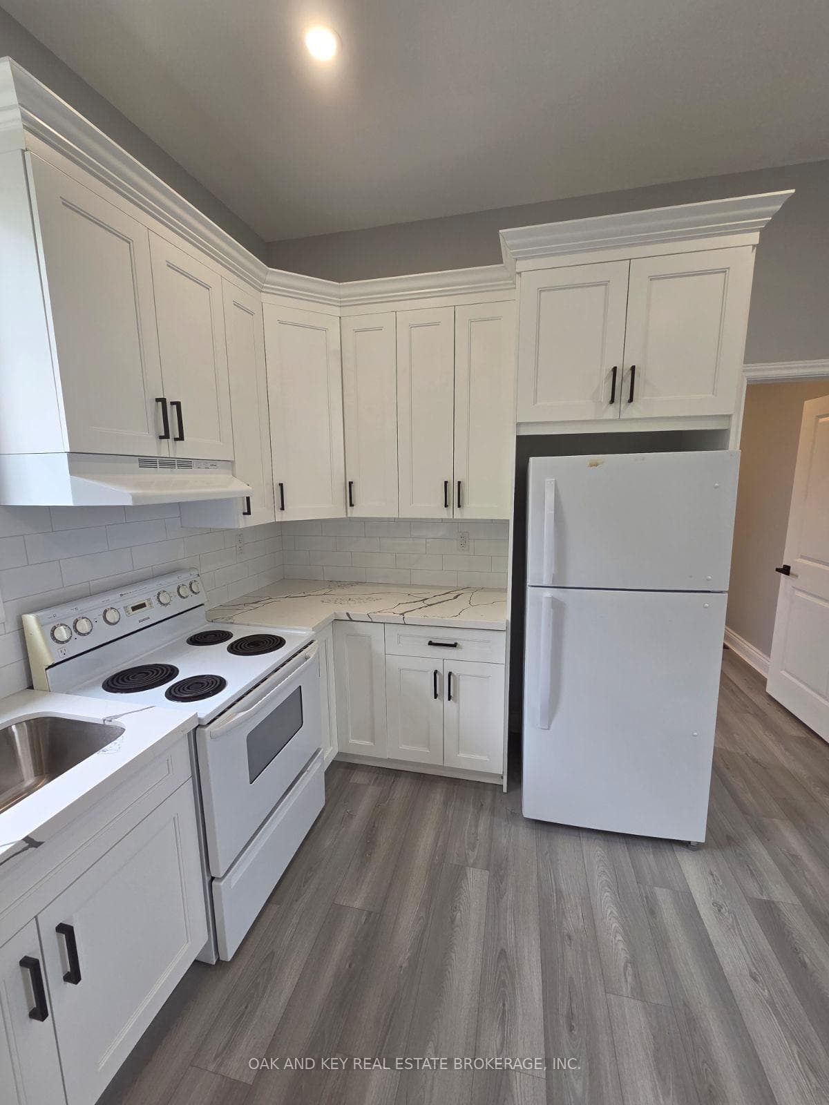 22933 Hagerty Road photo 9