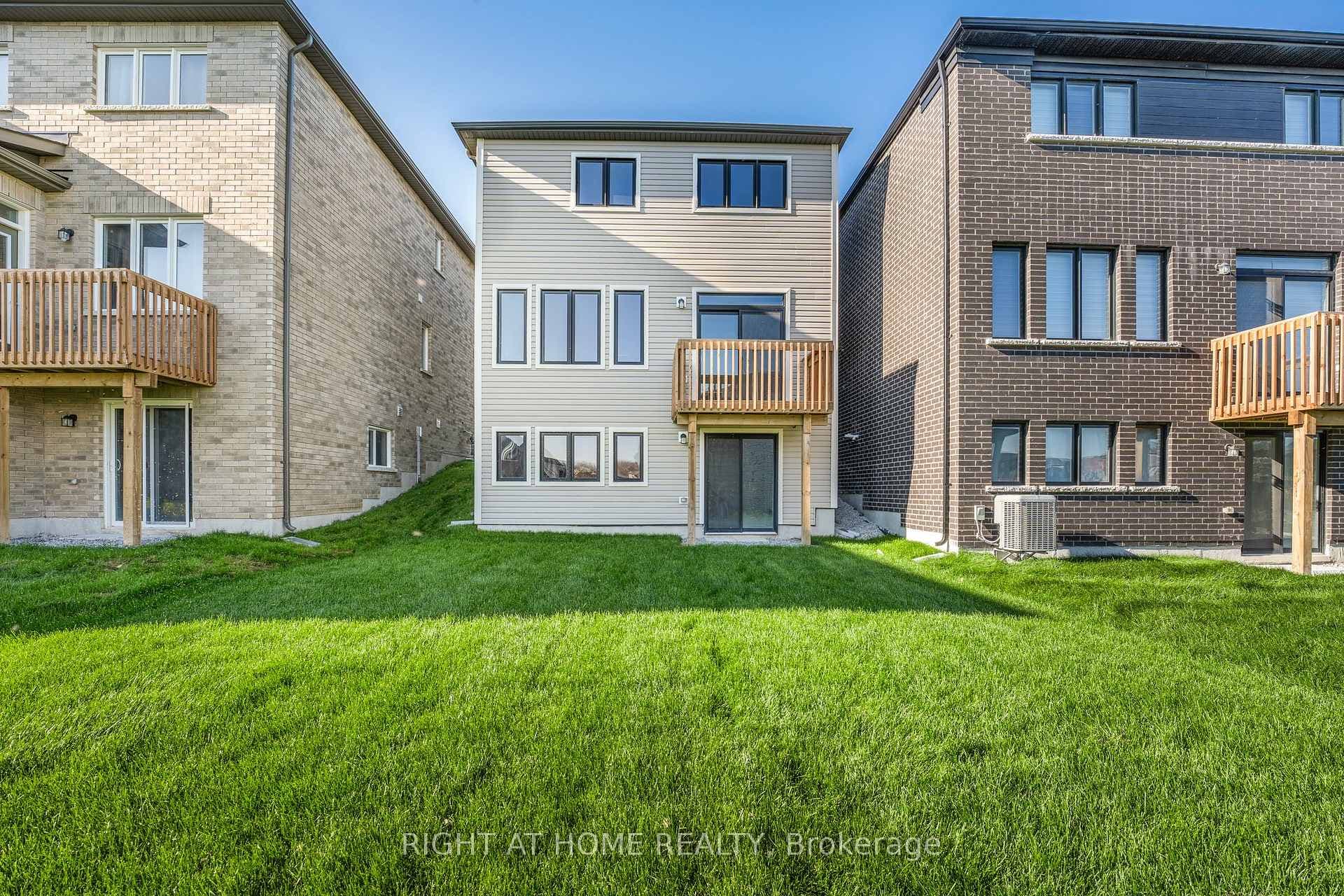43 Federica Crescent photo 45