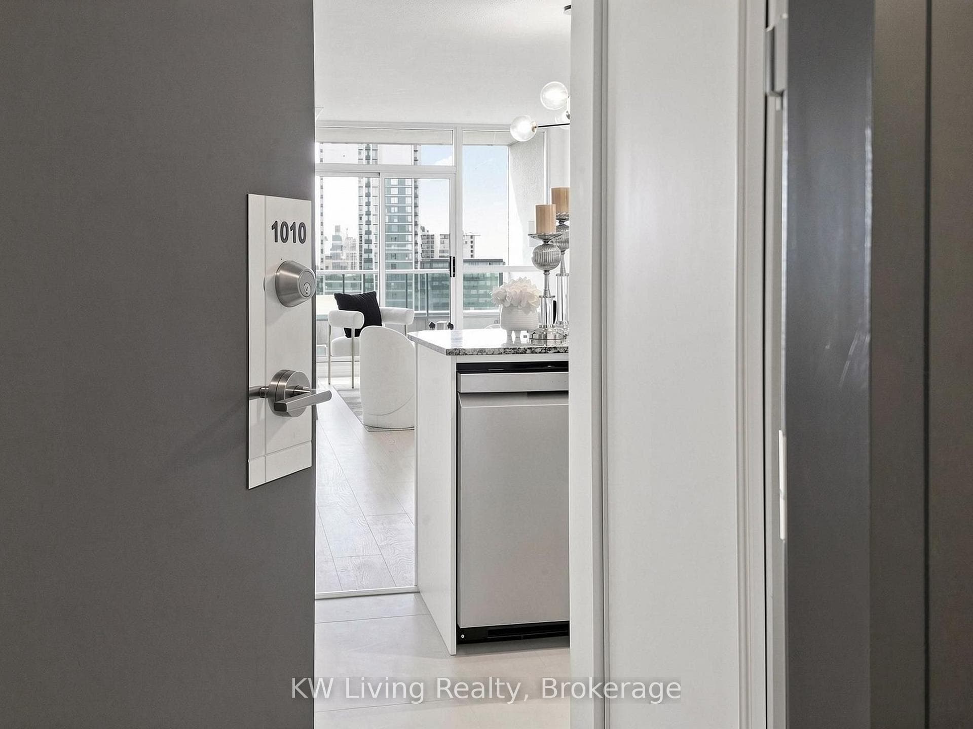 100 Promenade Circle Unit 1010 photo 23