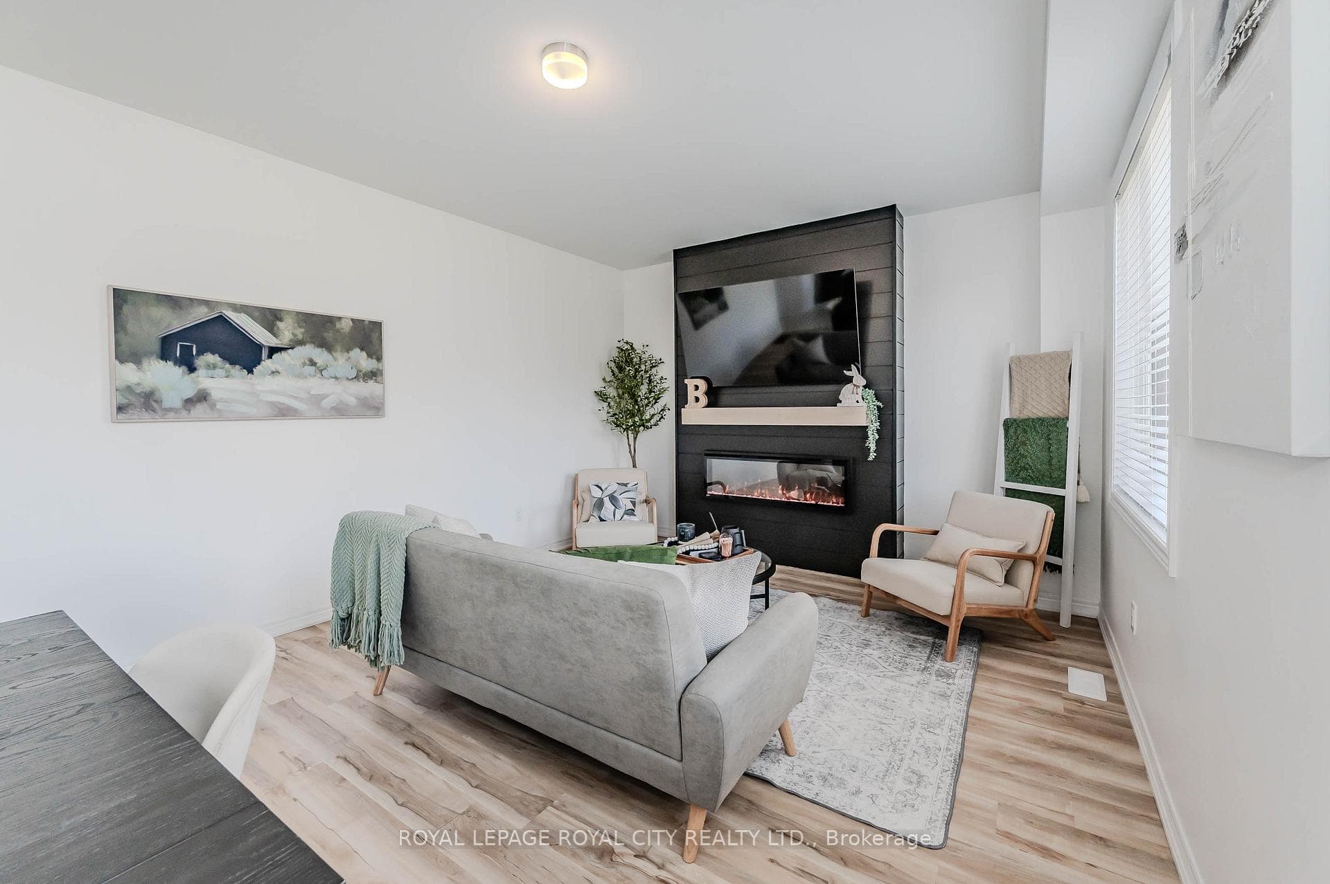 79 Elliot Avenue photo 9