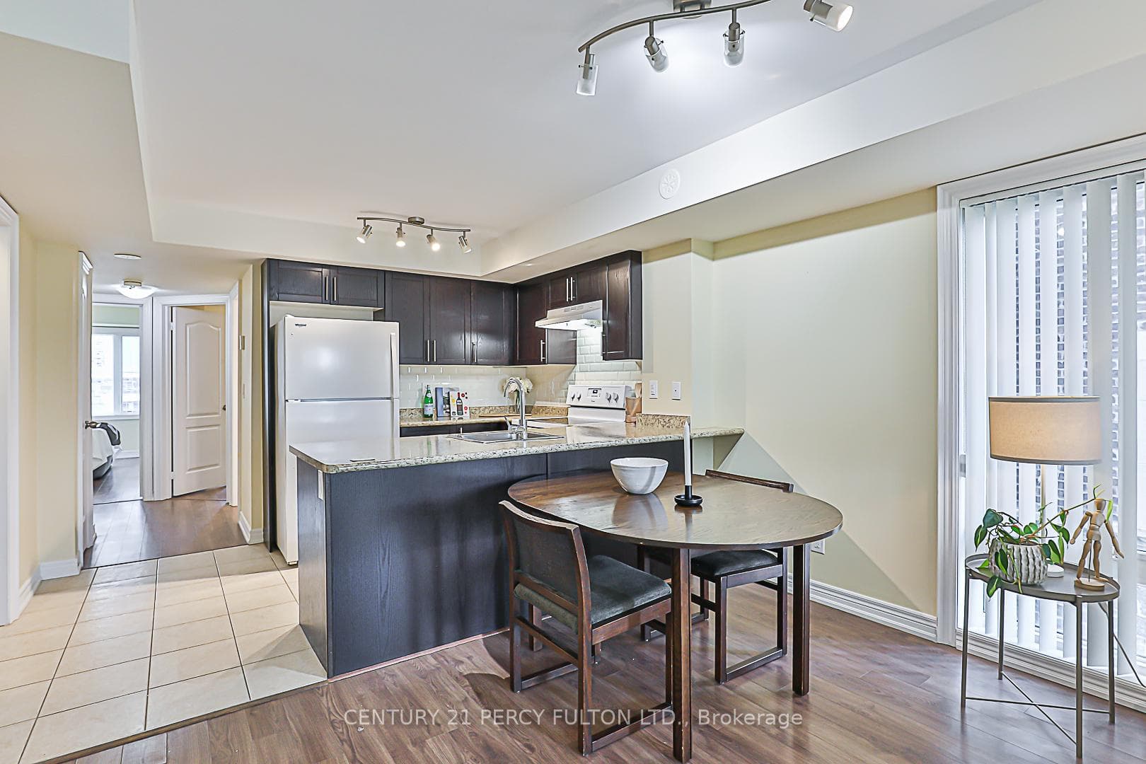 30 Dunsheath Way Unit 502 photo 13
