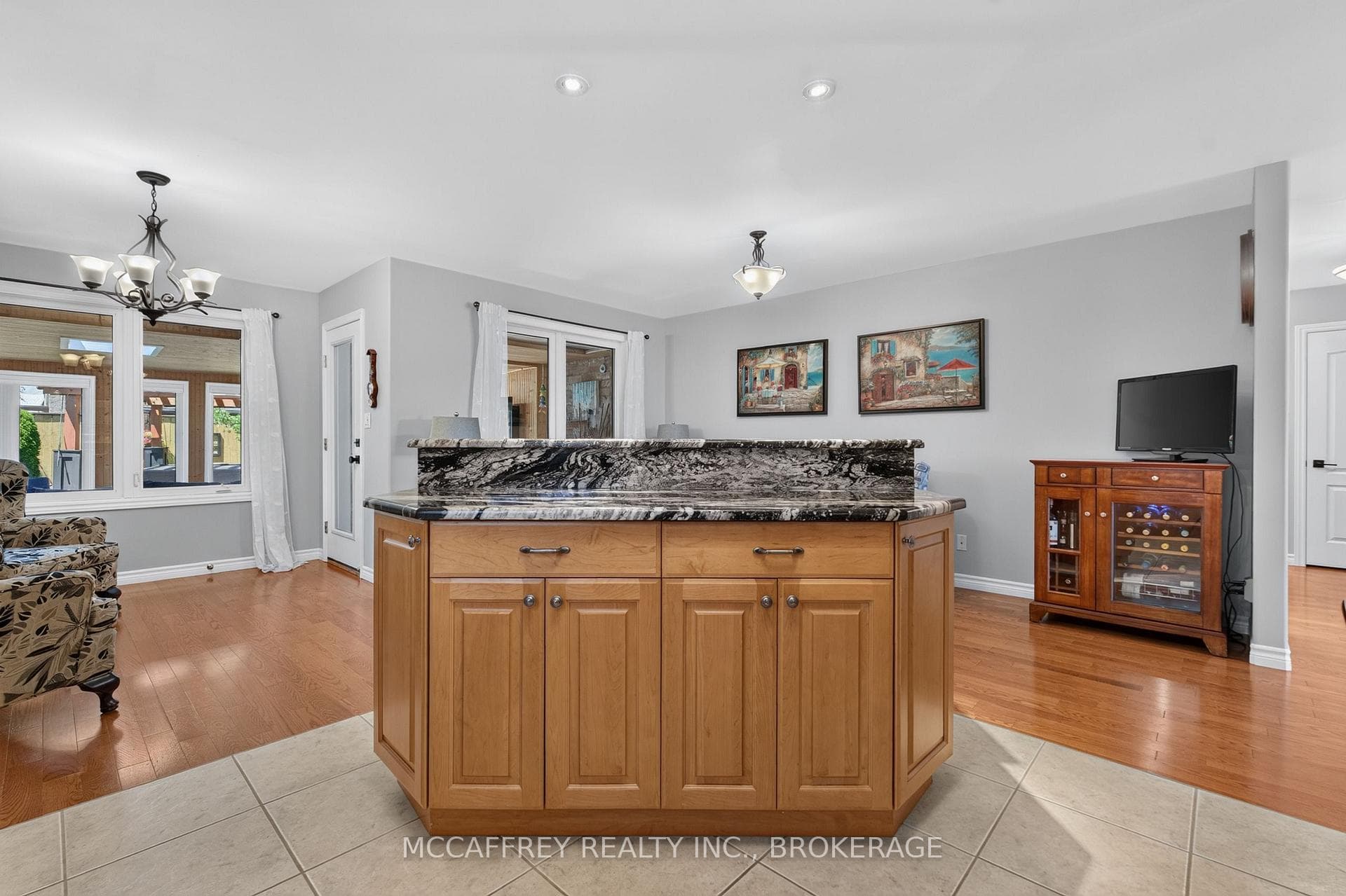 9 Hartwood Crescent photo 15