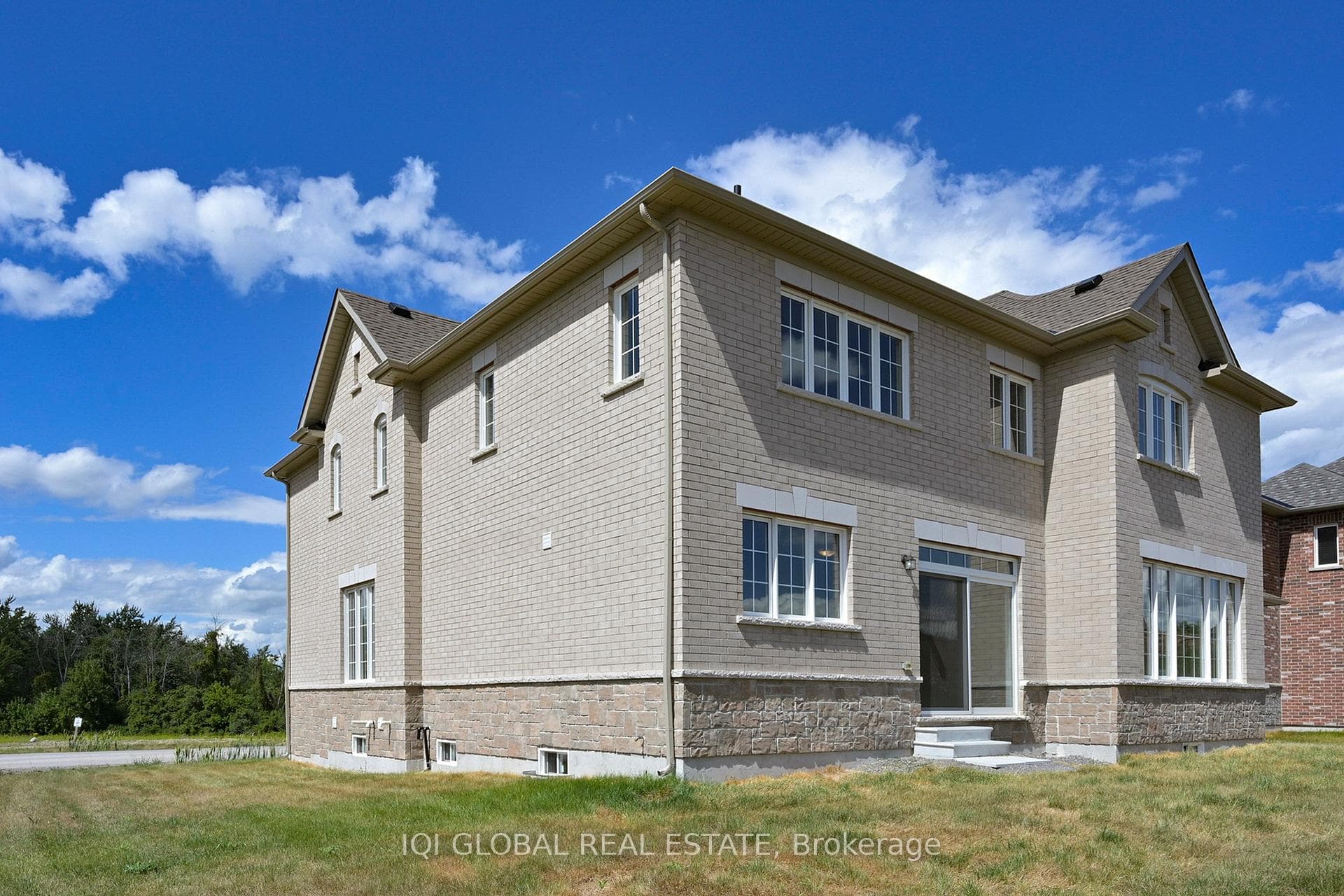 65 Golden Meadows Drive Unit 76 photo 44