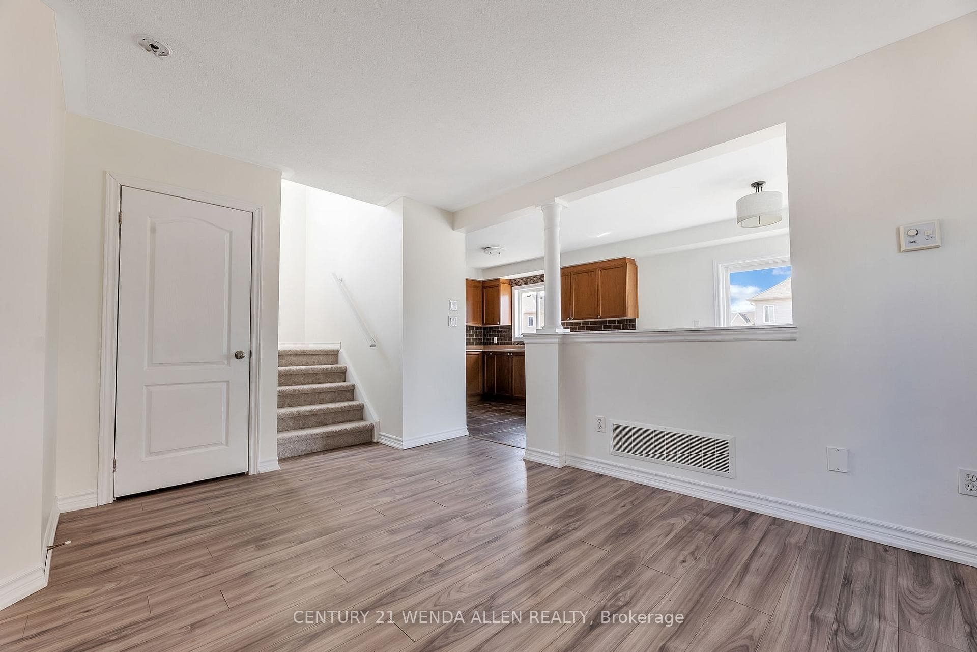 33 Gunsolus Road photo 3