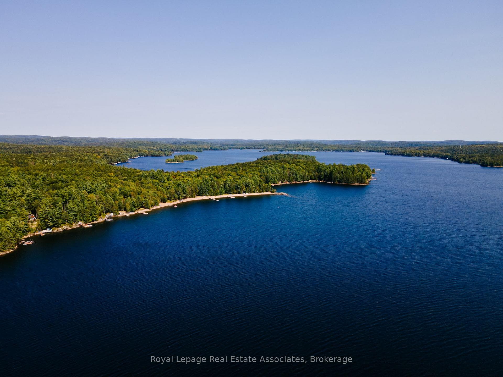 6415 Kennisis Lake Road photo 9