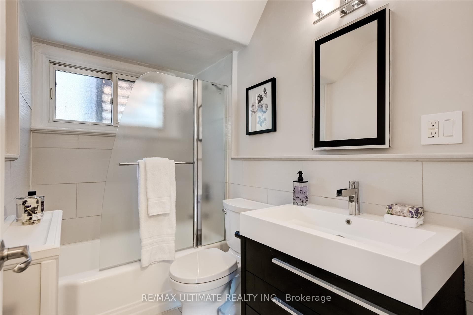 154 Ferris Road photo 17