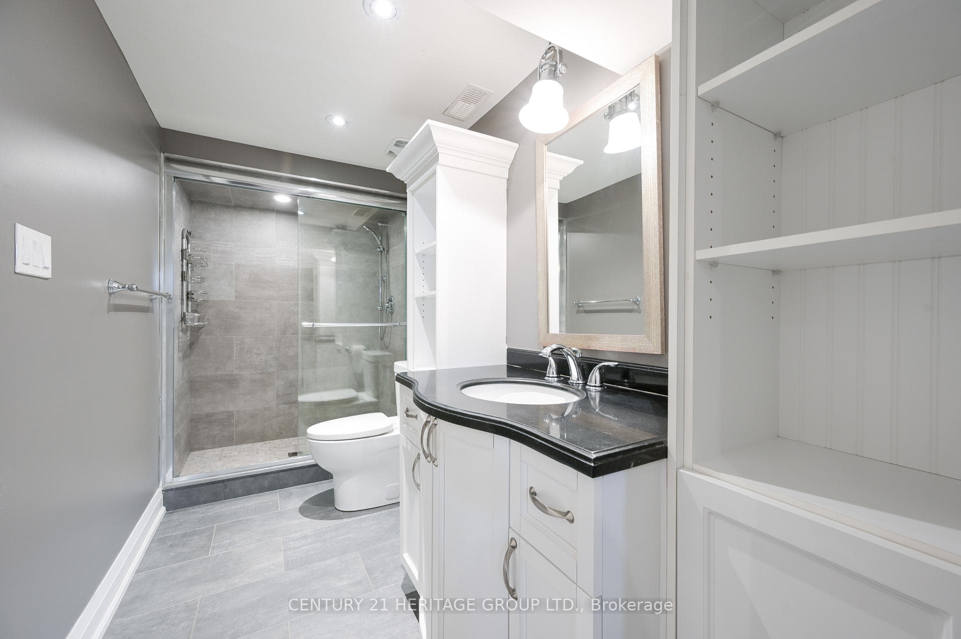 315 Bennet Drive photo 21
