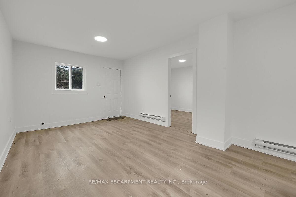 34 Rykert Street photo 9
