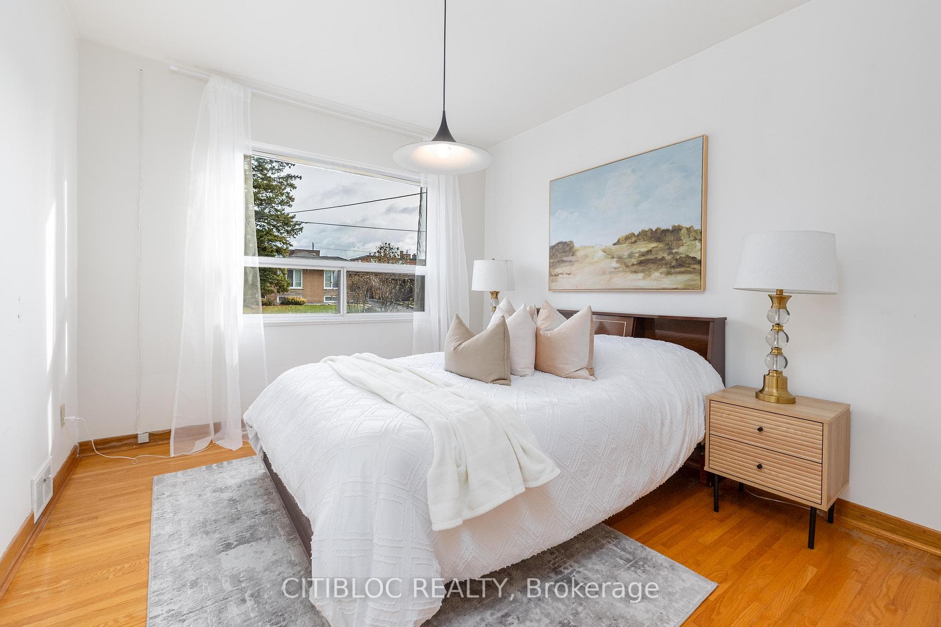 74 Erie Street photo 15