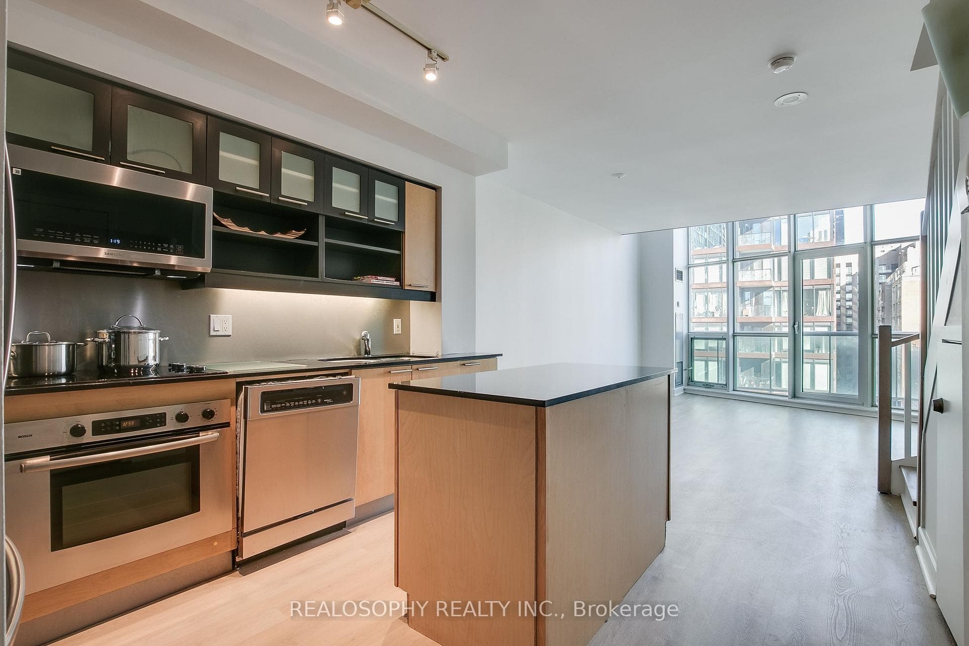36 Blue Jays Way Unit 1306 photo 4